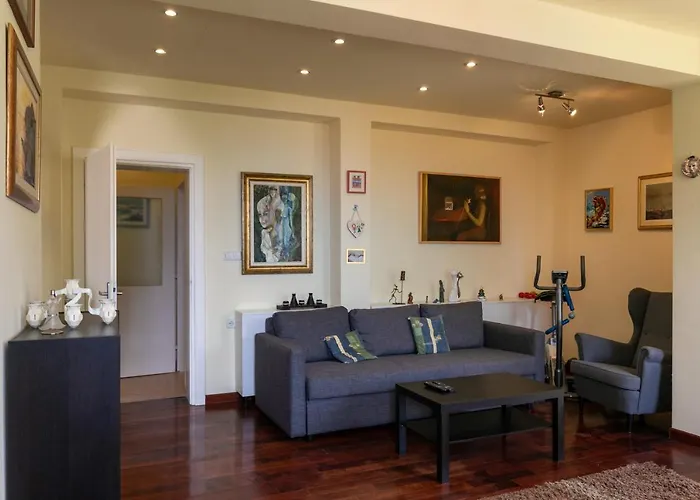 Tonka - Two Bedroom With Partial Sea View 公寓 *