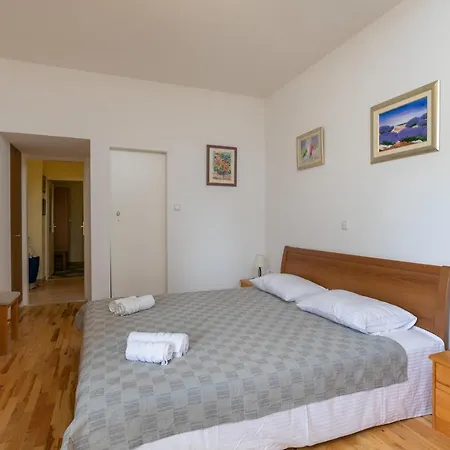 Tonka - Two Bedroom With Partial Sea View Appartement Dubrovnik