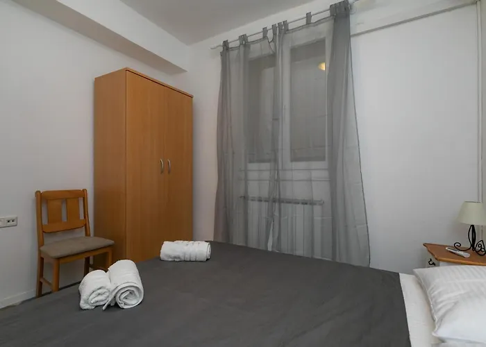 Lägenhet Tonka - Two Bedroom With Partial Sea View Dubrovnik